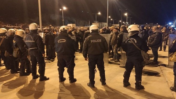 Καταγγελία κατά της κρατικής καταστολής εναντίον των κατοίκων των νησιών