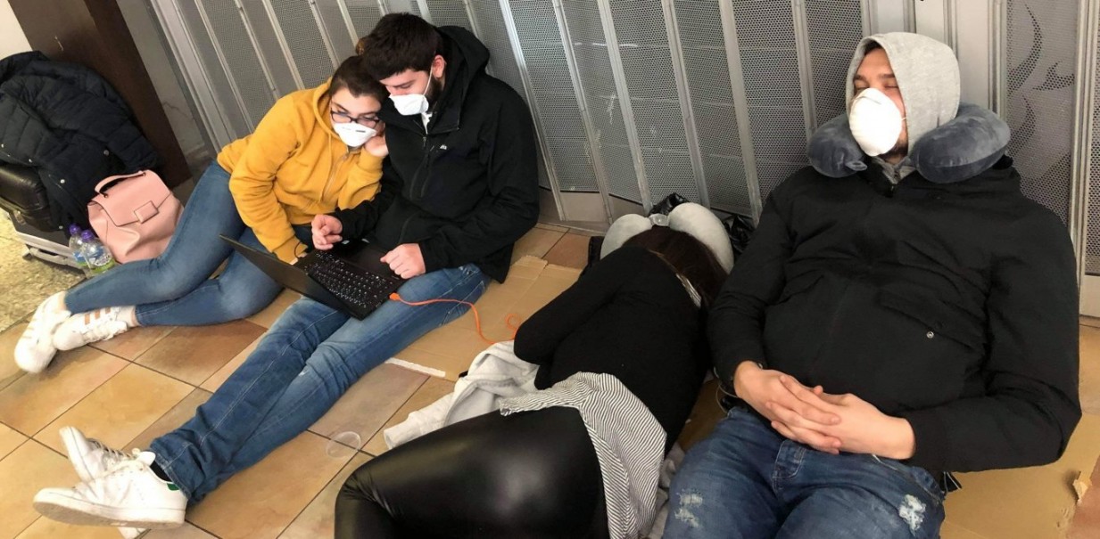 Αποκλεισμένοι στο Λονδίνο: Είμαστε σε τραγική κατάσταση και κανείς δεν ενδιαφέρεται