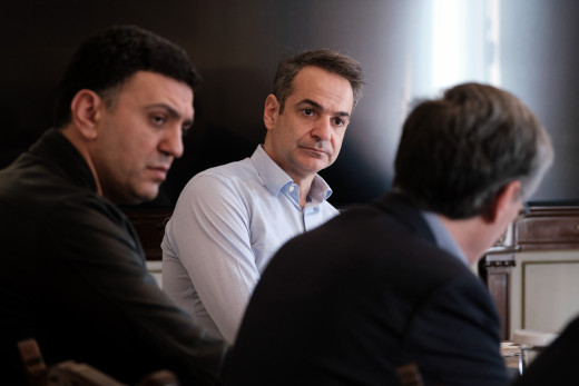 Αναστέλλονται οι λειτουργίες στις εκκλησίες με απόφαση του Πρωθυπουργού