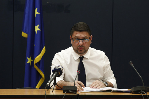 Απαγόρευση συναθροίσεων 10 και άνω ατόμων και πρόστιμο 1000 ευρώ