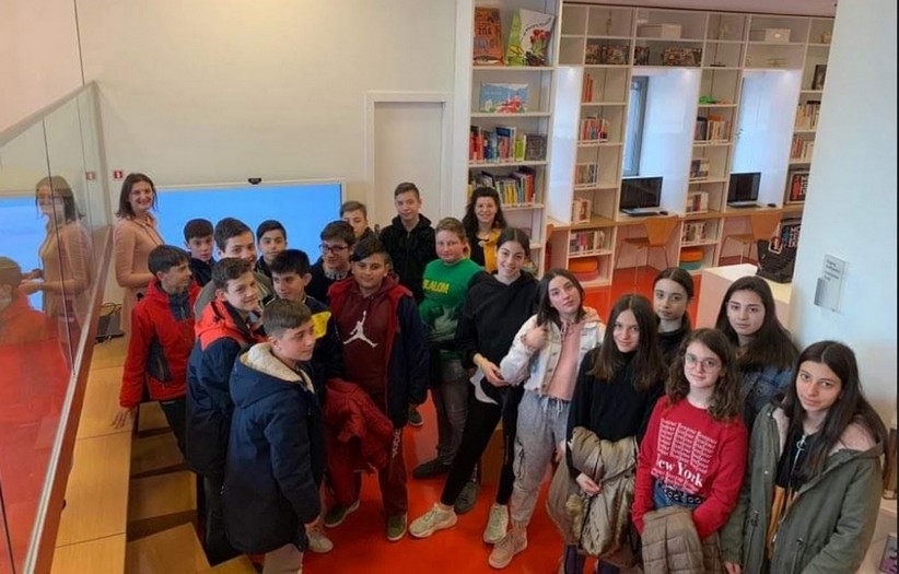 Στη Βιβλιοθήκη η Α΄ Τάξης του 2ου Γυμνασίου Καλαμπάκας