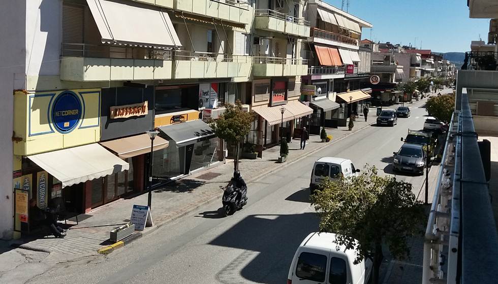 ΕΜΠΟΡΙΚΟΣ ΚΑΛΑΜΠΑΚΑΣ: Αναστολή λειτουργίας εμπορικών καταστημάτων από την Τετάρτη