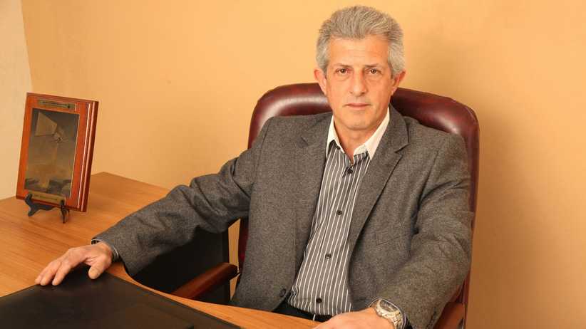 Νίκος Καρδούλας: Μαθηματική προσέγγιση και προβλέψεις για την πανδημία στην Ελλάδα