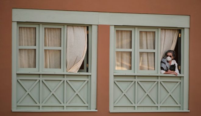 Οδηγίες για φροντίδα ύποπτου κρούσματος κορονοϊού στο σπίτι.