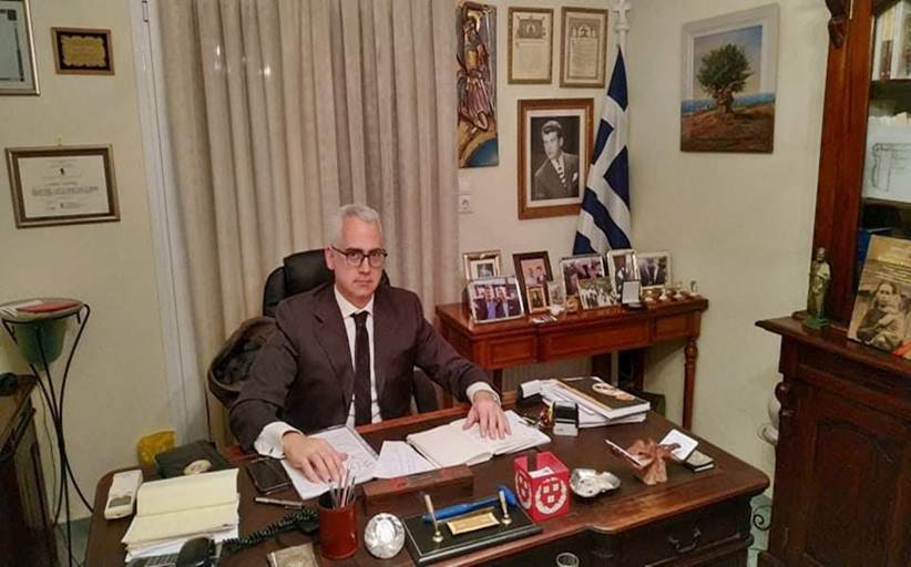 Ο Χρίστος Λιάπης, στο πλευρό των πολιτών της Καλαμπάκας και των Τρικάλων, στις μέρες του Κορωνοιού. 