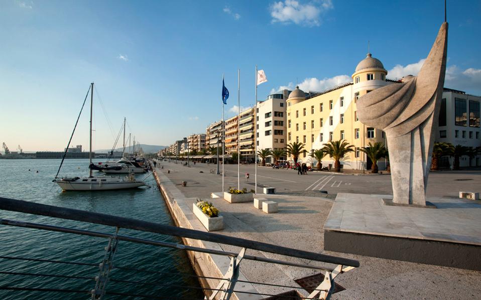 Απο αύριο και μέχρι και τις 30 Απριλίου κλείνει η παραλία του Βόλου