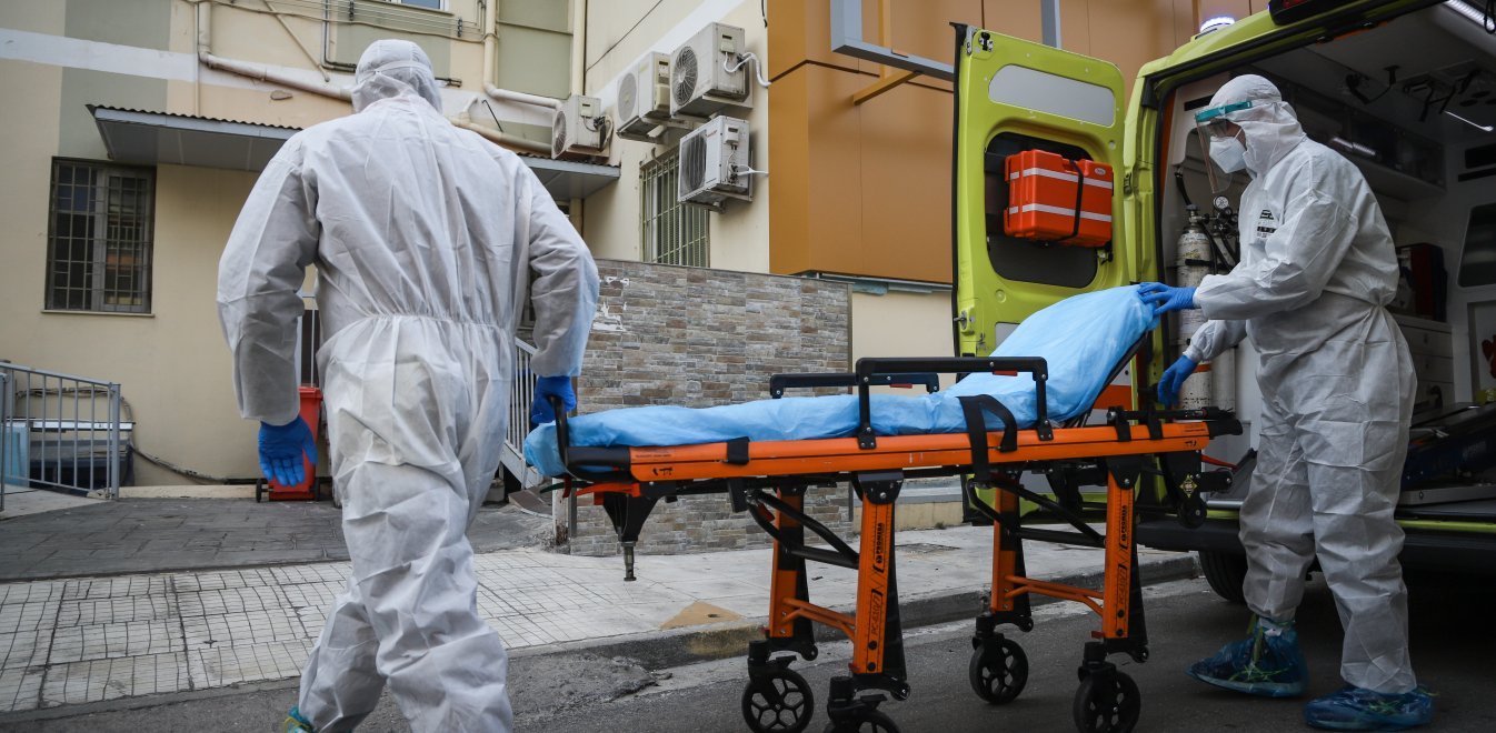 «Ταξιάρχαι»: Ψάχνουν τον γιατρό που εξέταζε ασθενείς ενώ ήταν θετικός στον ιό