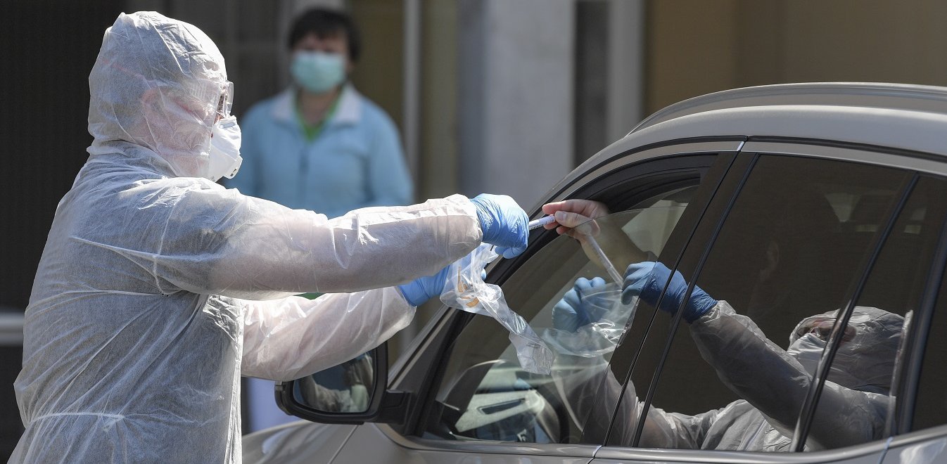 Έσπασε το φράγμα των 200.000 νεκρών, αρνητικό ρεκόρ κρουσμάτων μέσα σε ένα 24ωρο