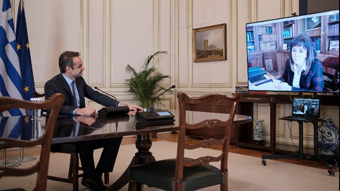 Μητσοτάκης σε Σακελλαροπούλου: Στόχος μας η ταχύτερη επανεκκίνηση της οικονομίας μετά την λήξη της πανδημίας