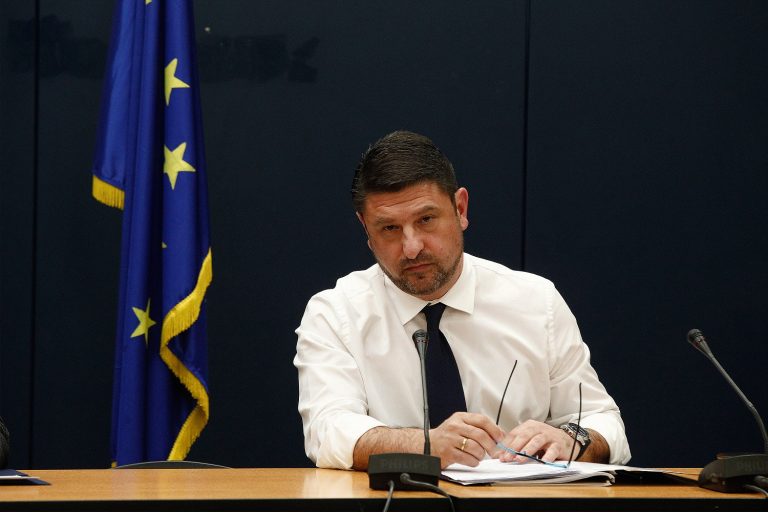 Αντιδράσεις στους κόλπους της ελληνικής αστυνομίας για έκτακτο δώρο Πάσχα