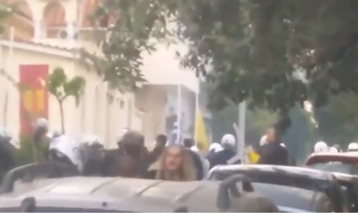 Ένταση με πιστούς στον Άγιο Νικόλαο Κορυδαλλού