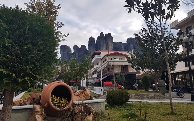 Καλή δύναμη και αντοχή προς τους ιδιοκτήτες επισιτιστικών επιχειρήσεων και καφέ της περιοχή μας