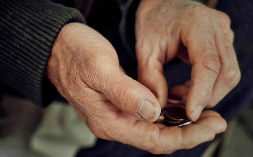 Καμπανάκι για κίνδυνο λιτότητας από το Γραφείο Προϋπολογισμού στη Βουλή