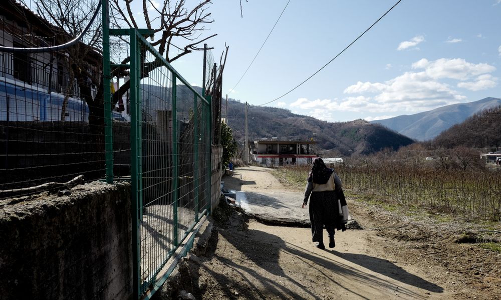 Σε απόλυτη απομόνωση ο Εχίνος για επτά ημέρες μετά την αύξηση των κρουσμάτων κορονοϊού