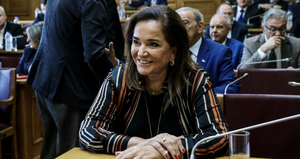 Μπακογιάννη: Πρέπει να δοθούν τα ποσά που μοιράστηκαν σε ΜΜΕ