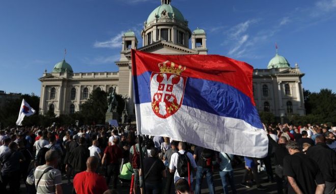 Υγειονομική βόμβα που έσκασε στη Σερβία - Έκρυβε τους αληθινούς αριθμούς η κυβέρνηση;
