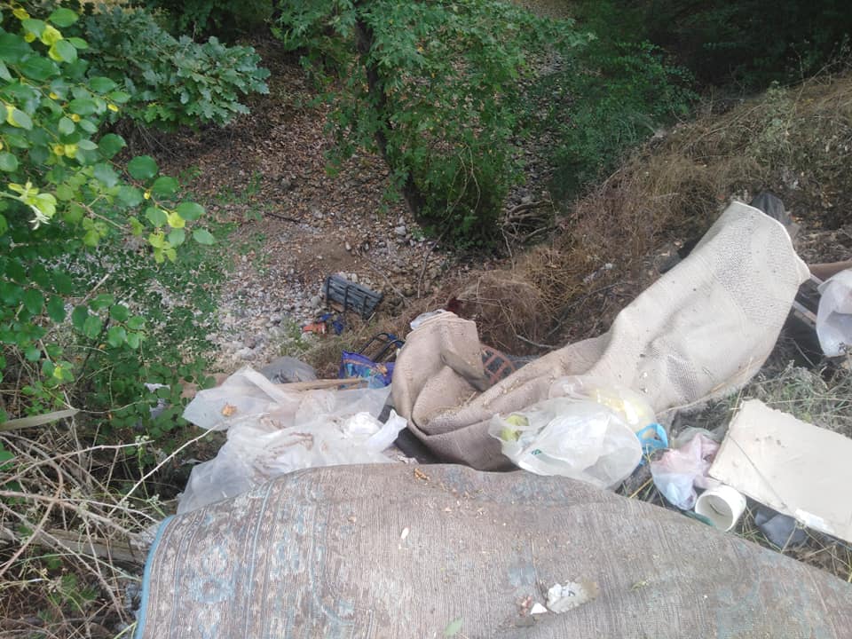 Σκουπίδια τον Ξηρόκαμπο