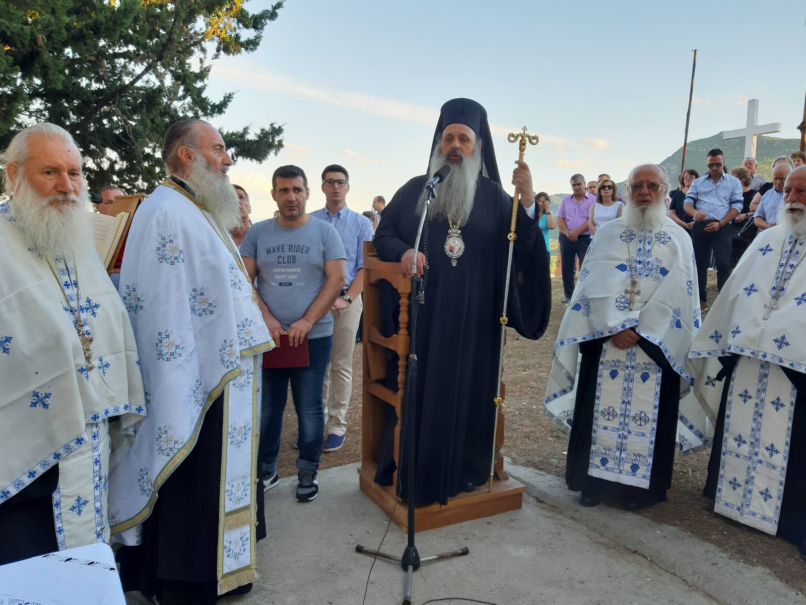 Εσπερινό στο εξωκλήσι του Προφήτη Ηλία τέλεσε ο Σεβασμιότατος Μητροπολίτης Σταγών και Μετεώρων