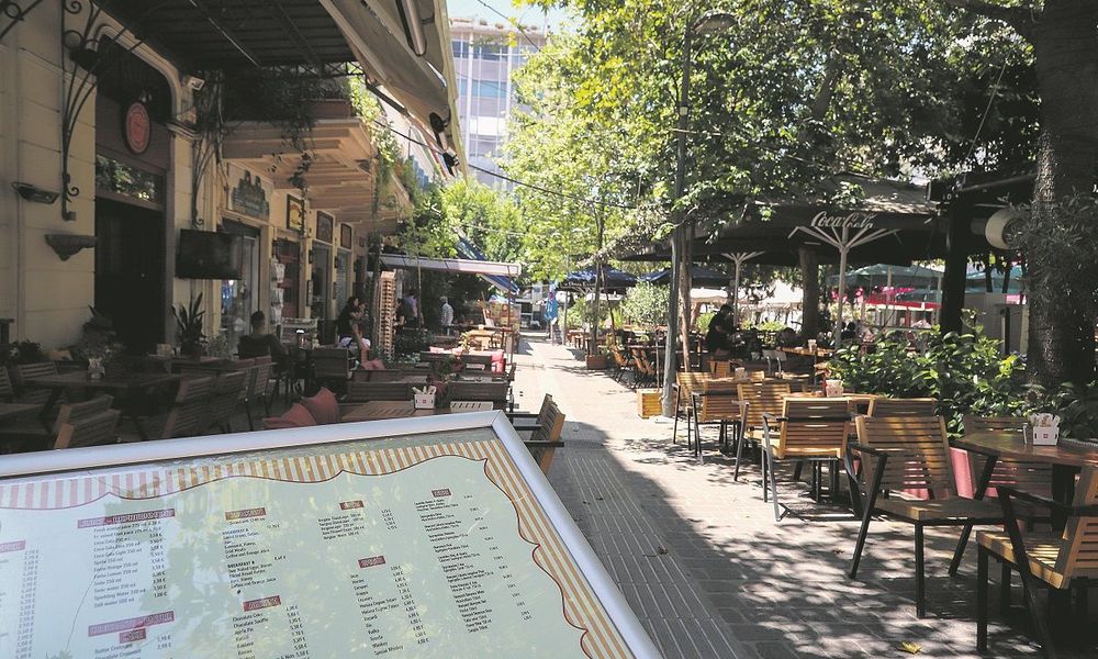 Μαύρο καλοκαίρι για τον τουρισμό