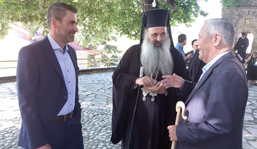 Ο Σεβ. Μητροπολίτης Σταγων και Μετεώρων κ.Θεόκλητος στον ενοριακό ιερό ναό Αγ.Παρασκευής Χαλικίου