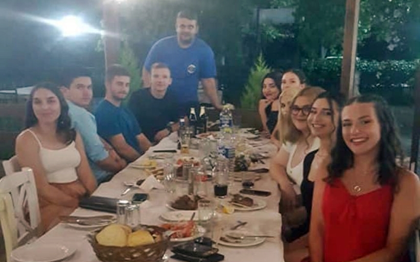 Δείπνο στους επιτυχόντες, φοιτητές πλέον, του ΓΕΛ και ΕΠΑΛ Καλαμπάκας, από την Ταβέρνα 