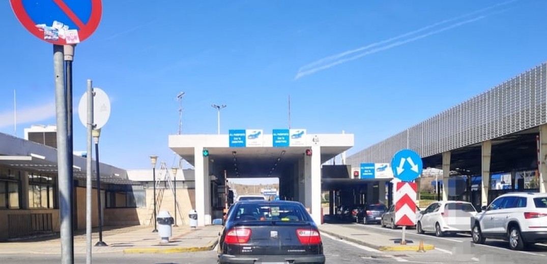 Η Ελλάδα κλείνει τα σύνορα για τους Σέρβους