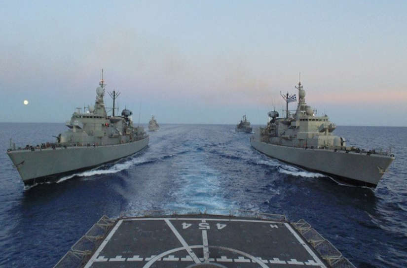 Μητσοτάκης: Ενημερώνει την Τρίτη τους πολιτικούς αρχηγούς για τα ελληνοτουρκικά