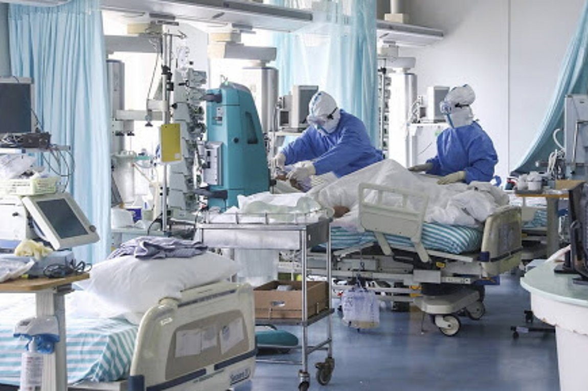 Ξεπέρασαν τα 10.000 τα κρούσματα στη χώρα μας