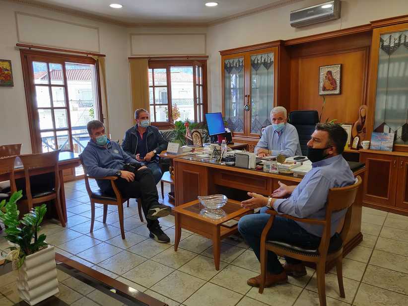 Τον Δήμαρχο Μετεώρων επισκέφθηκε ο Πρόεδρος της ΠΟΕ - ΟΤΑ κ. Νίκος Τράκας