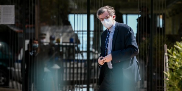 Κορονοϊός: Στη Λακωνία ο Σωτήρης Τσιόδρας - Πολλά τα κρούσματα