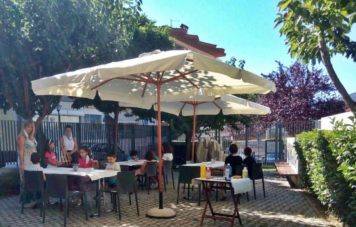 ΒΙΒΛΙΟΘΗΚΗ ΚΑΛΑΜΠΑΚΑΣ: Πραγματοποιήθηκε το εργαστήριο ζωγραφικής με την εξαίρετη αγιογράφο, Φανή Καραγγέλη