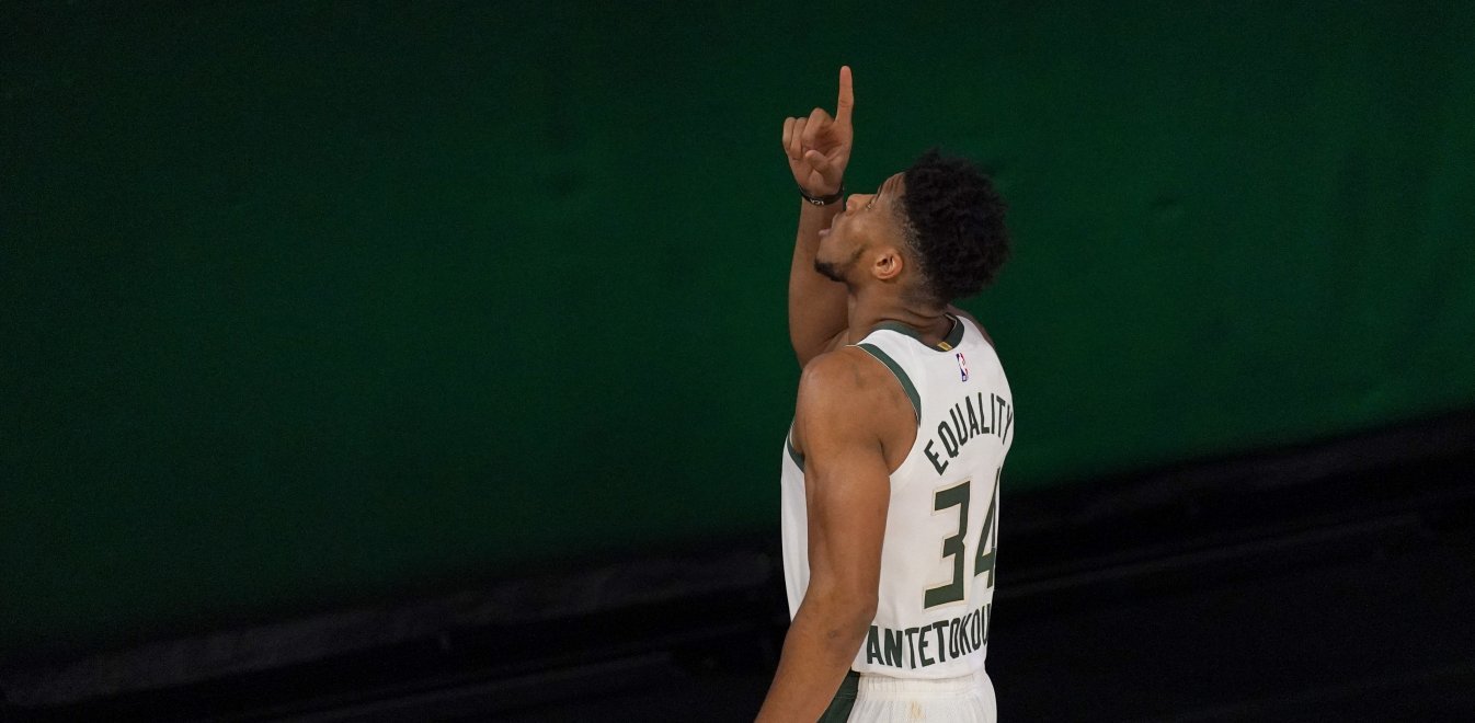 «Οδοστρωτήρας ο Γιάννης Αντετοκούνμπο: Back to back MVP του NBA