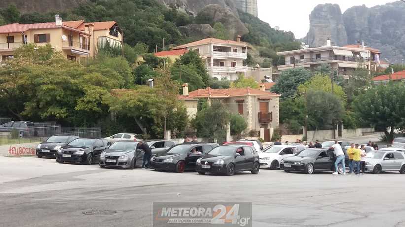 Γέμισε η περιοχή μας με πανέμορφα Volkswagen Golf...