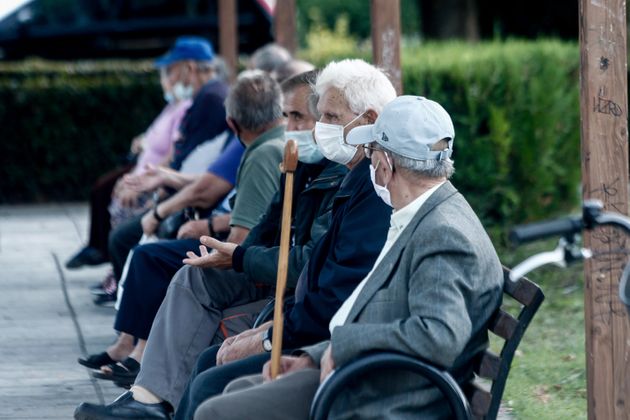 Συναγερμός σε Αχαΐα και Ιωάννινα λόγω κορονοϊού και νέα περιοριστικά μέτρα