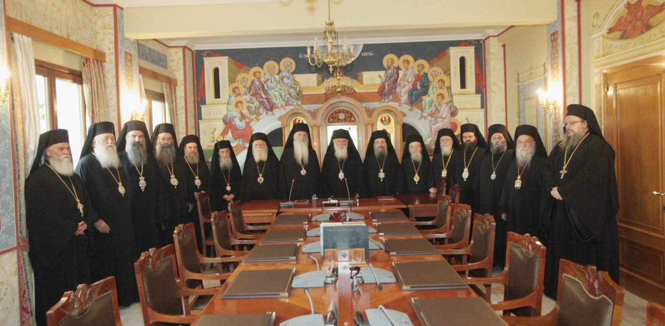 Κορονοϊός: Εξι νέα κρούσματα σε μητροπολίτες - Συναγερμός στους κόλπους της Εκκλησίας