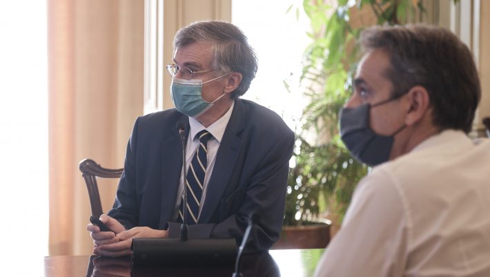 Έξοδος με χρονικό περιορισμό: Το νέο μέτρο που έρχεται αν δεν υποχωρήσουν τα κρούσματα