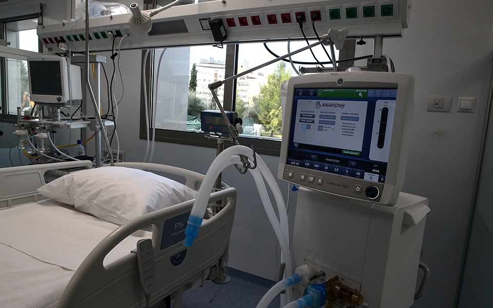 Τέταρτη στην ΕΕ η Ελλάδα, σε θνησιμότητα από κορωνοϊό