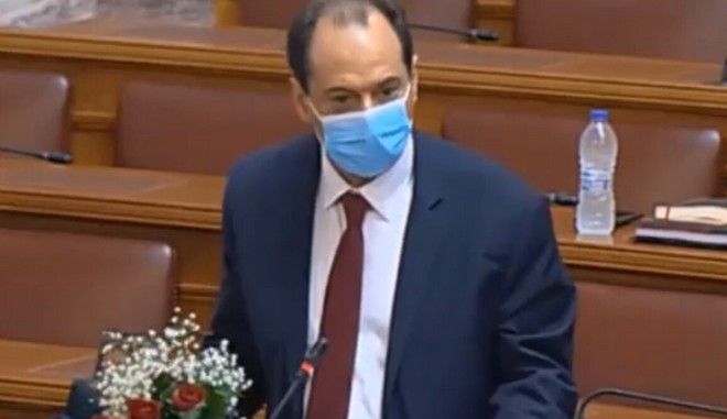 Ανθοδέσμη στον Χρυσοχοΐδη έδωσε ο Σπίρτζης