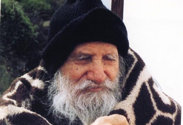 Το αηδόνι, ο όσιος Πορφύριος και η ανακάλυψη του Θεού – Του π. Ηρακλή Φίλιου