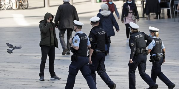 Γερμανία: Αυτοκίνητο έπεσε σε πεζούς - Αναφορές για νεκρούς και τραυματίες