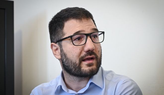 Ηλιόπουλος: Με ένα μήνα καραντίνα και 100 απώλειες καθημερινά, κάτι δεν δουλεύει