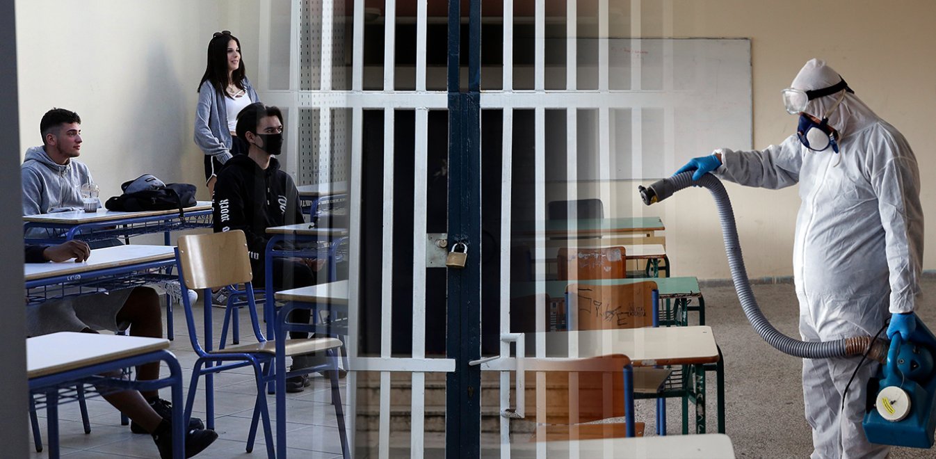 Κορονοϊός: Διχασμός των ειδικών για το άνοιγμα σχολείων στις 7 Ιανουαρίου