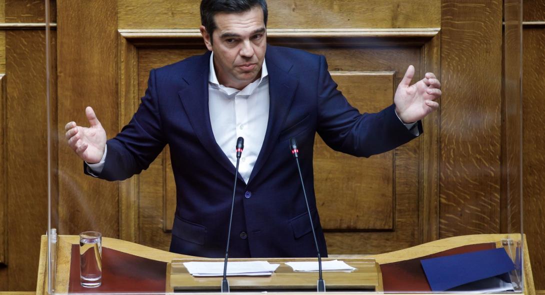 Τσίπρας για Μητσοτάκη: Κυβερνάει την Ελλάδα ή το Λουξεμβούργο;