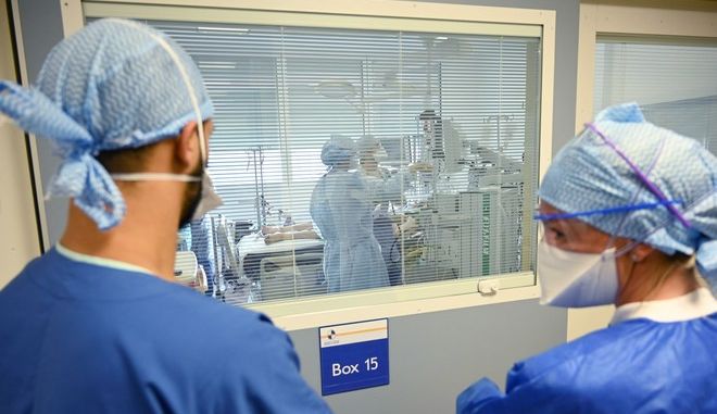 Κορονοϊός - Κρούσματα: 1.047 σε Αττική, 205 σε Θεσσαλονίκη - Η κατανομή