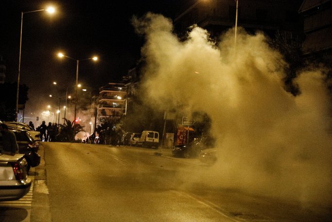 Νέα Σμύρνη: Επεισόδια και τραυματισμός αστυνομικού