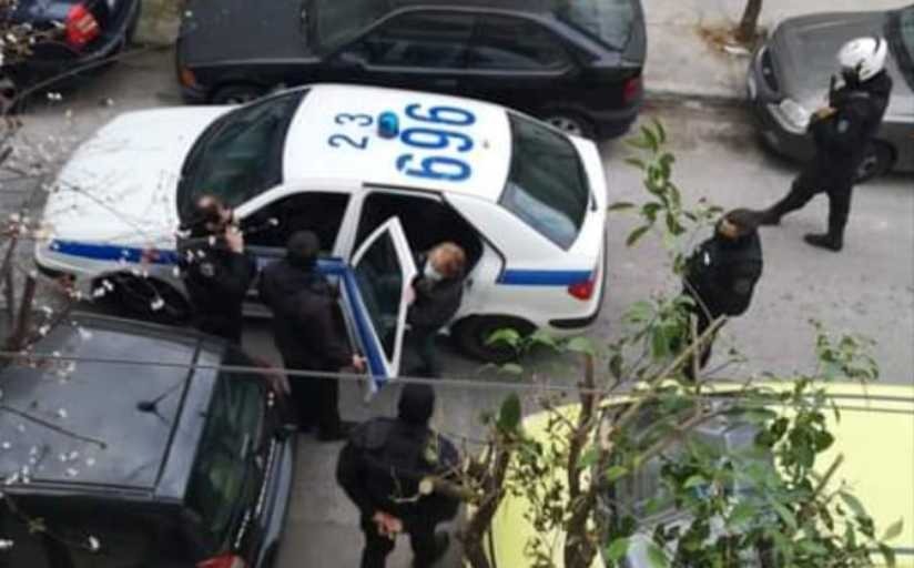 Προσαγωγή σε γιαγιά που δεν είχε μαζί ταυτότητα!