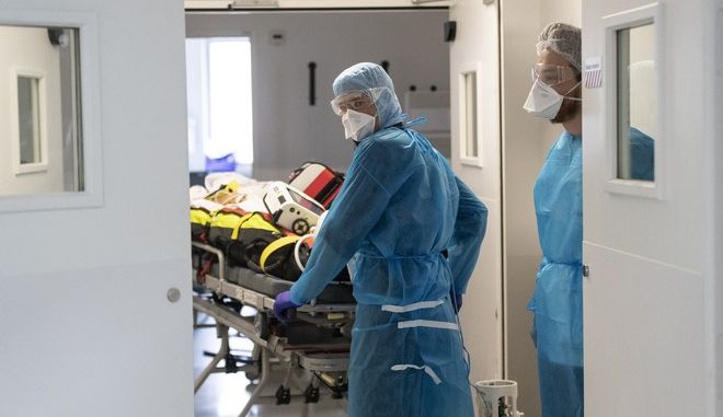 Σοκ με 21.657 κρούσματα...