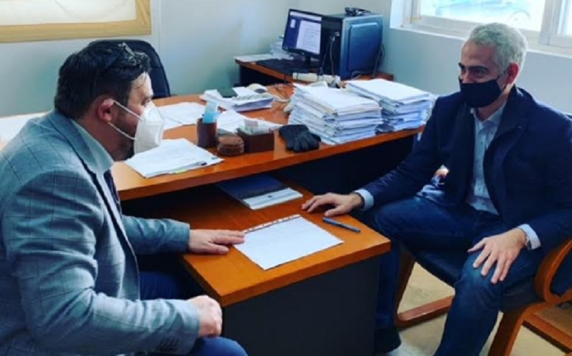 Με τον Διοικητή του Γενικού Νοσοκομείου Λάρισας, Γρηγόρη Βλαχάκη, συναντήθηκε ο Πρόεδρος του ΚΕΘΕΑ Χρίστος Λιάπης