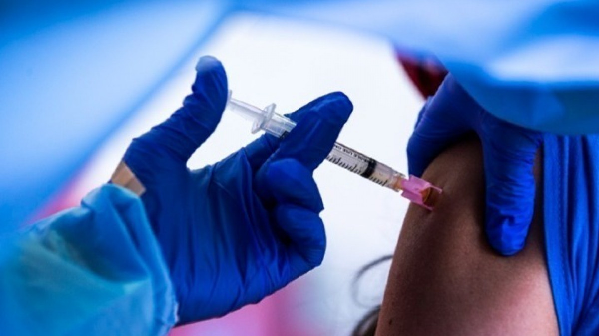 Εμβόλια: Ανοίγει Μεγάλο Σάββατο η πλατφόρμα για τους πολίτες 45-49 ετών