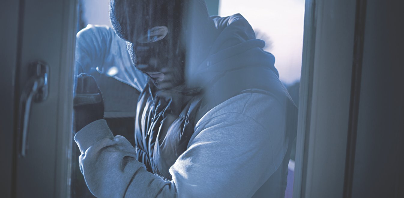 Ηράκλειο: Καρτέρι σε οδοντίατρο με σακούλα στο κεφάλι
